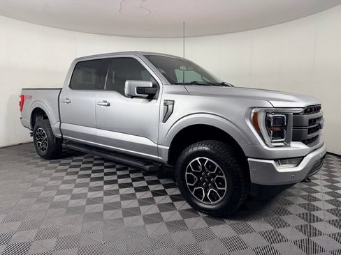 Used 2021 Ford F150 Lariat w/ Equipment Group 502A High AWD/4WD image 3