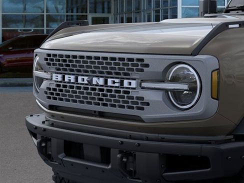 New 2025 Ford Bronco Badlands image 19