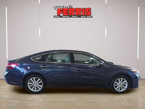 Used 2015 Toyota Avalon XLE Premium FWD image 4
