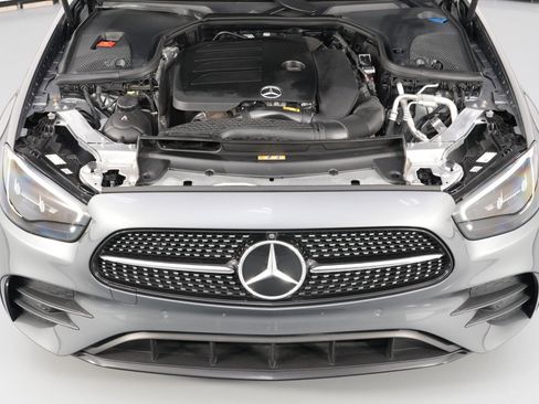 Used 2022 Mercedes-Benz E 350 Sedan w/ AMG Line Exterior image 8