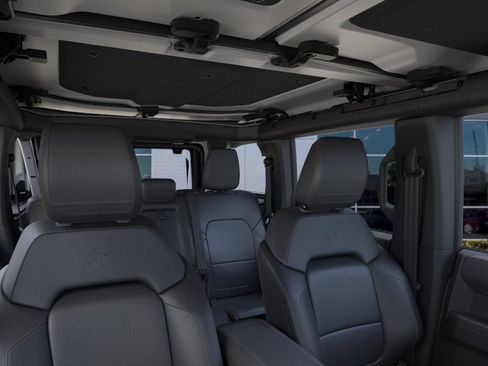 New 2026 Ford Bronco Badlands AWD/4WD image 13