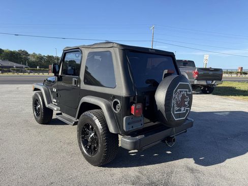 Used 2004 Jeep Wrangler X w/ Wheel Plus Group AWD/4WD image 3