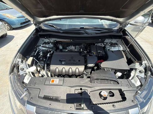 Used 2020 Mitsubishi Outlander SEL FWD image 10