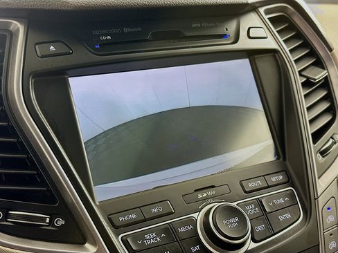 Used 2015 Hyundai Santa Fe GLS w/ Option Group 03 FWD image 22