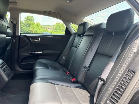 Used 2018 Toyota Avalon XLE Premium FWD image 11