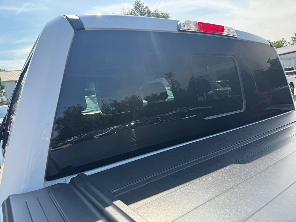 Used 2019 Ford F150 Lariat w/ Equipment Group 502A Luxury AWD/4WD image 14