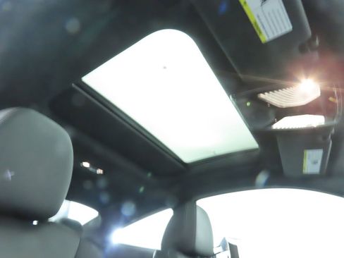 Certified 2025 BMW 430i Coupe w/ M Sport Package image 19