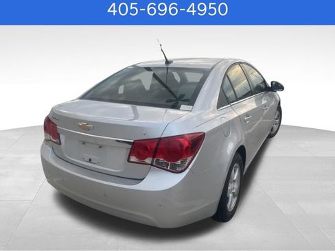 Used 2012 Chevrolet Cruze LT FWD image 3