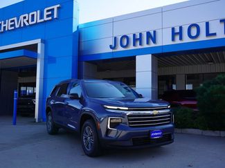 New 2026 Chevrolet Traverse LT w/ LPO, Floor Liner Package video 2