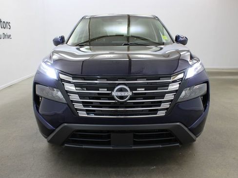 Used 2026 Nissan Rogue SV FWD image 7