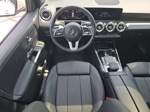 Certified 2023 Mercedes-Benz GLB 250 4MATIC image 26
