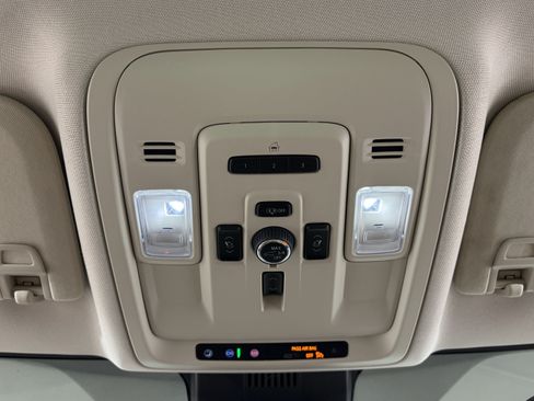 Used 2023 GMC Yukon Denali AWD/4WD image 35