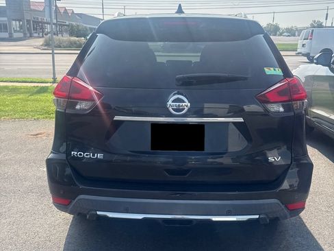 Used 2020 Nissan Rogue SV FWD image 6