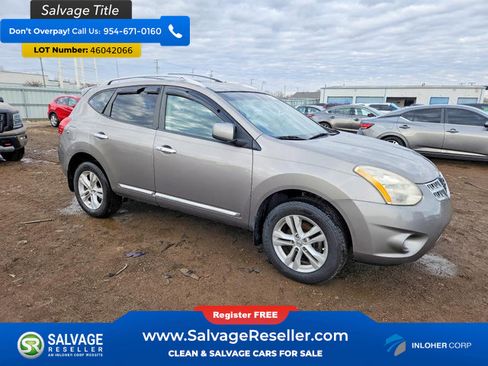 Used 2012 Nissan Rogue SV w/ Premium Pkg image 5