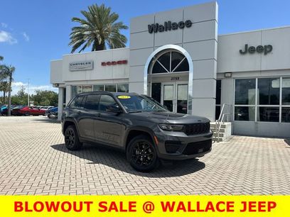 Used 2024 Jeep Grand Cherokee Altitude