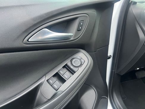 Used 2025 Buick Encore GX Preferred image 20