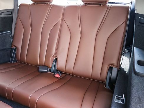 Used 2023 Acura MDX FWD w/ Technology Package image 18