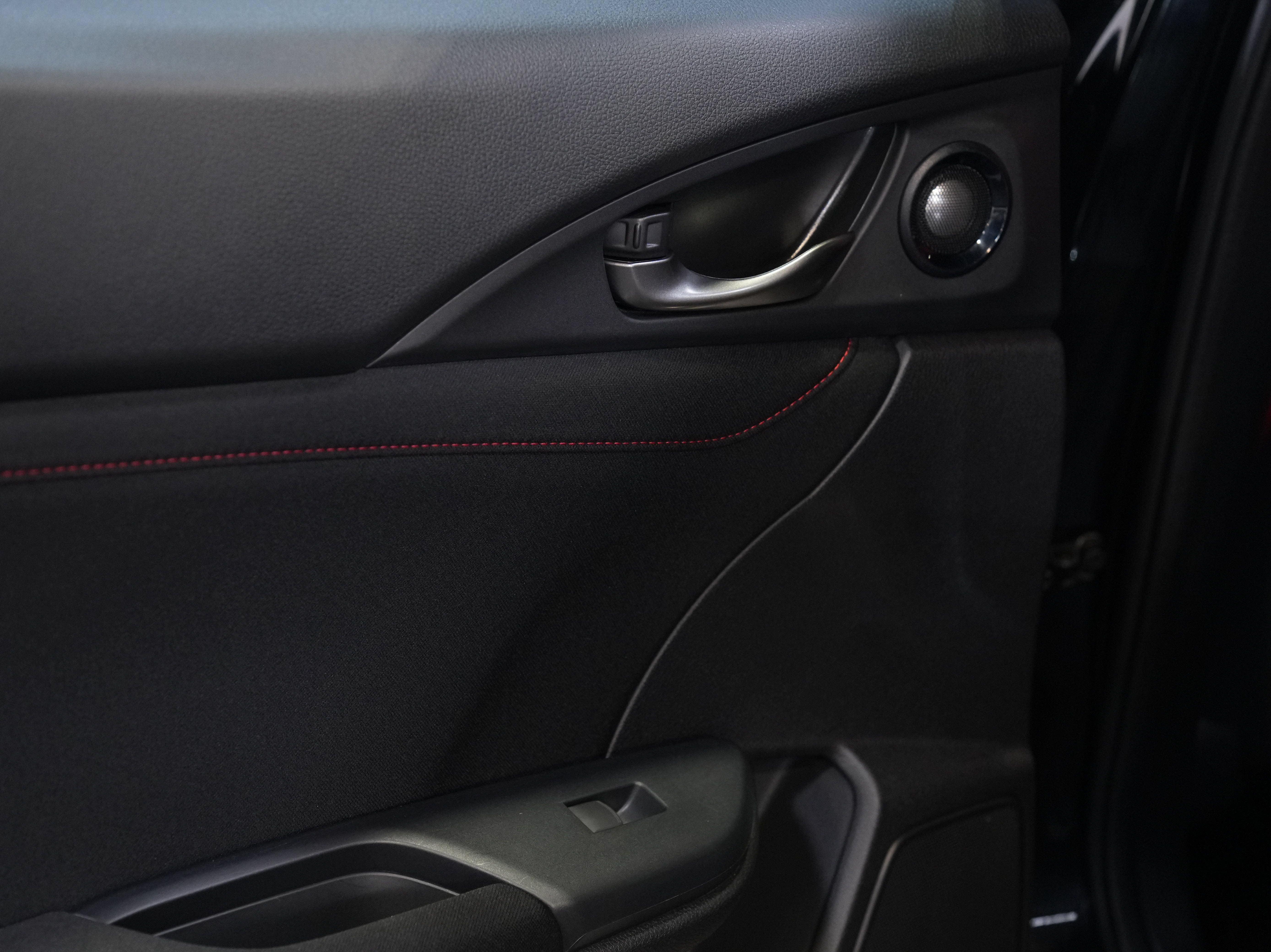 Used 2018 Honda Civic Type R image 24