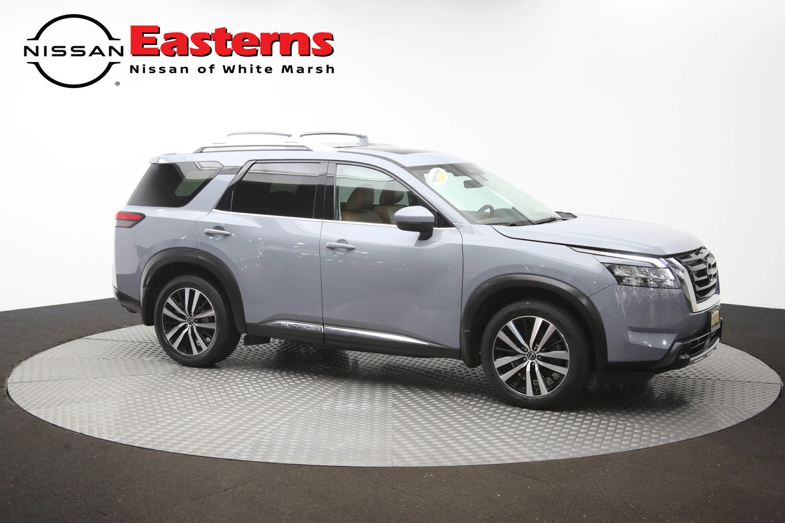 Used 2023 Nissan Pathfinder Platinum w/ Cargo Package AWD/4WD image 46