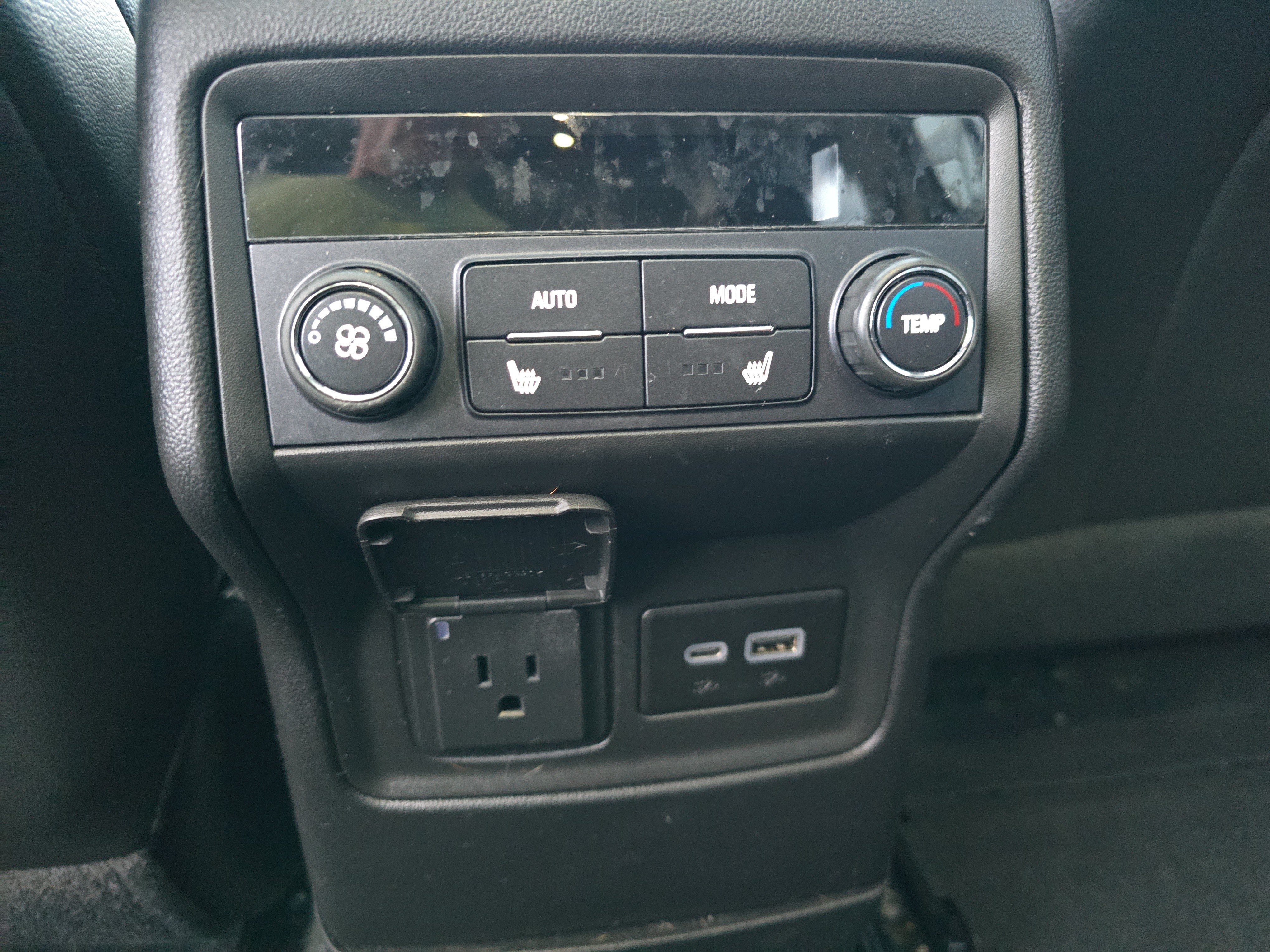 Used 2023 GMC Acadia Denali w/ Denali Technology Package AWD/4WD image 14