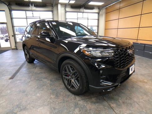 New 2026 Ford Explorer ST AWD/4WD image 1