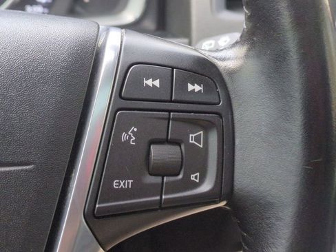 Used 2016 Volvo V60 T5 Cross Country w/ Convenience Package AWD/4WD image 16