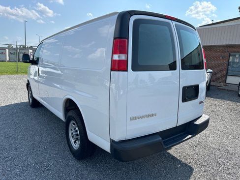 Used 2020 GMC Savana 2500 w/ Driver Convenience Package RWD image 10