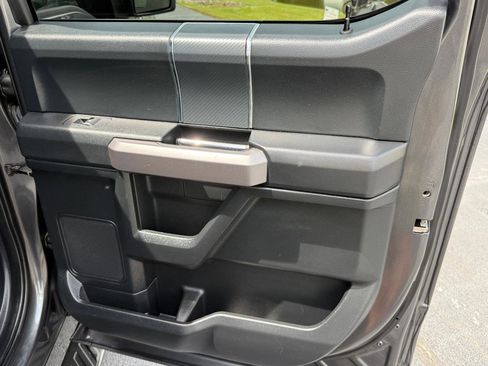 Used 2019 Ford F150 XLT w/ Equipment Group 302A Luxury AWD/4WD image 16