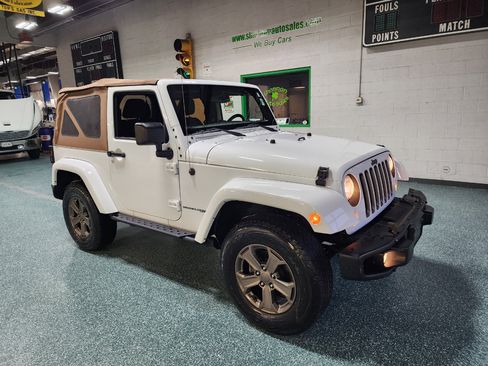 Used 2018 Jeep Wrangler Sport image 4