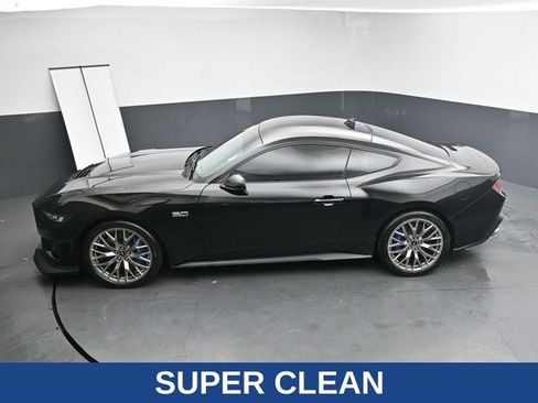 Used 2024 Ford Mustang GT Premium image 17
