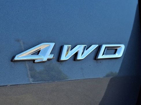 Used 2023 Ford Explorer 4WD image 21