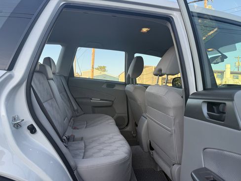Used 2010 Subaru Forester 2.5X AWD/4WD image 23