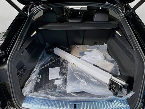 New 2026 Audi Q8 Premium Plus image 26