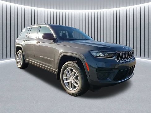 New 2025 Jeep Grand Cherokee Laredo X w/ Luxury Tech Group I AWD/4WD image 1