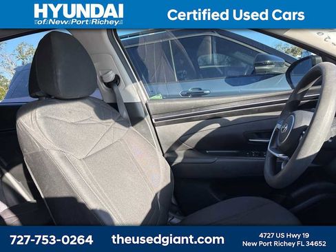 Used 2022 Hyundai Tucson SEL w/ Cargo Package image 7