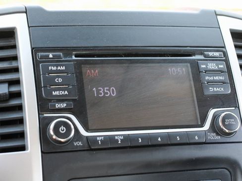 Used 2017 Nissan Frontier S image 25