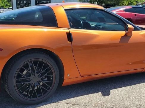 Used 2007 Chevrolet Corvette Coupe w/ Preferred Equipment Group RWD image 8