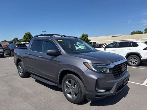 Used 2023 Honda Ridgeline RTL-E image 2