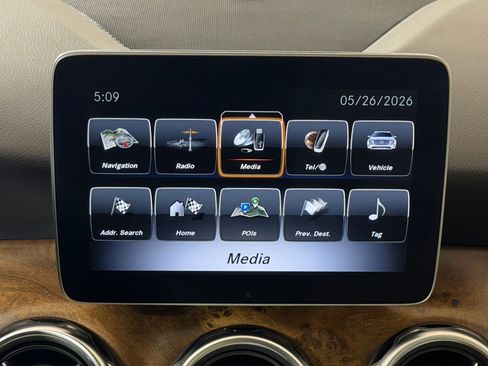 Used 2020 Mercedes-Benz GLA 250 image 28