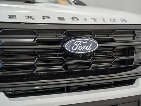 Used 2025 Ford Expedition Max Active image 21