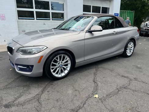 Used 2016 BMW 228i xDrive Convertible AWD/4WD image 3