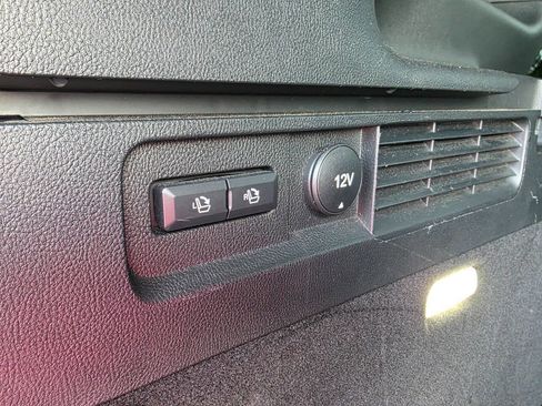 Used 2019 Lincoln Nautilus Reserve image 44