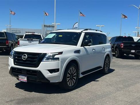 Used 2023 Nissan Armada SL w/ Midnight Edition Package AWD/4WD image 8
