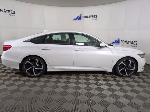 Used 2020 Honda Accord Sport image 9