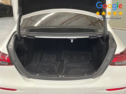 Used 2021 Mercedes-Benz E 350 Sedan image 9
