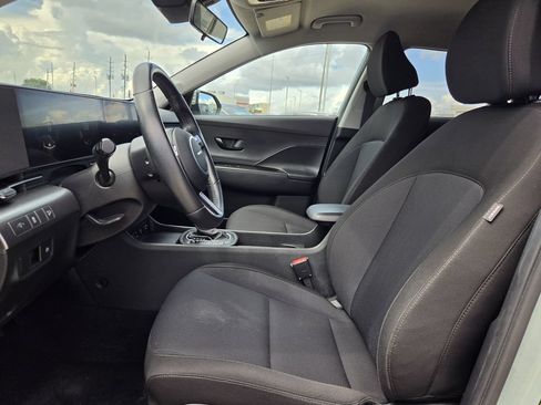 Used 2025 Hyundai Kona SEL AWD/4WD image 26