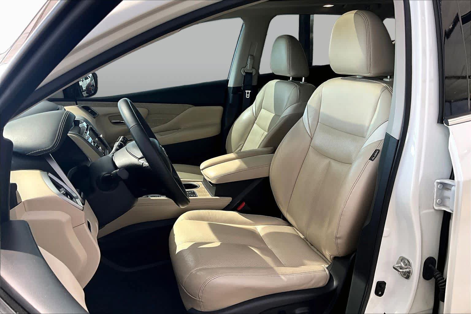 Used 2020 Nissan Murano SL w/ Moonroof Package FWD image 8
