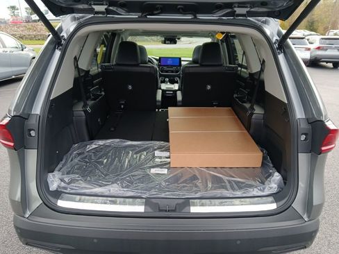 New 2026 Toyota Grand Highlander Platinum image 10