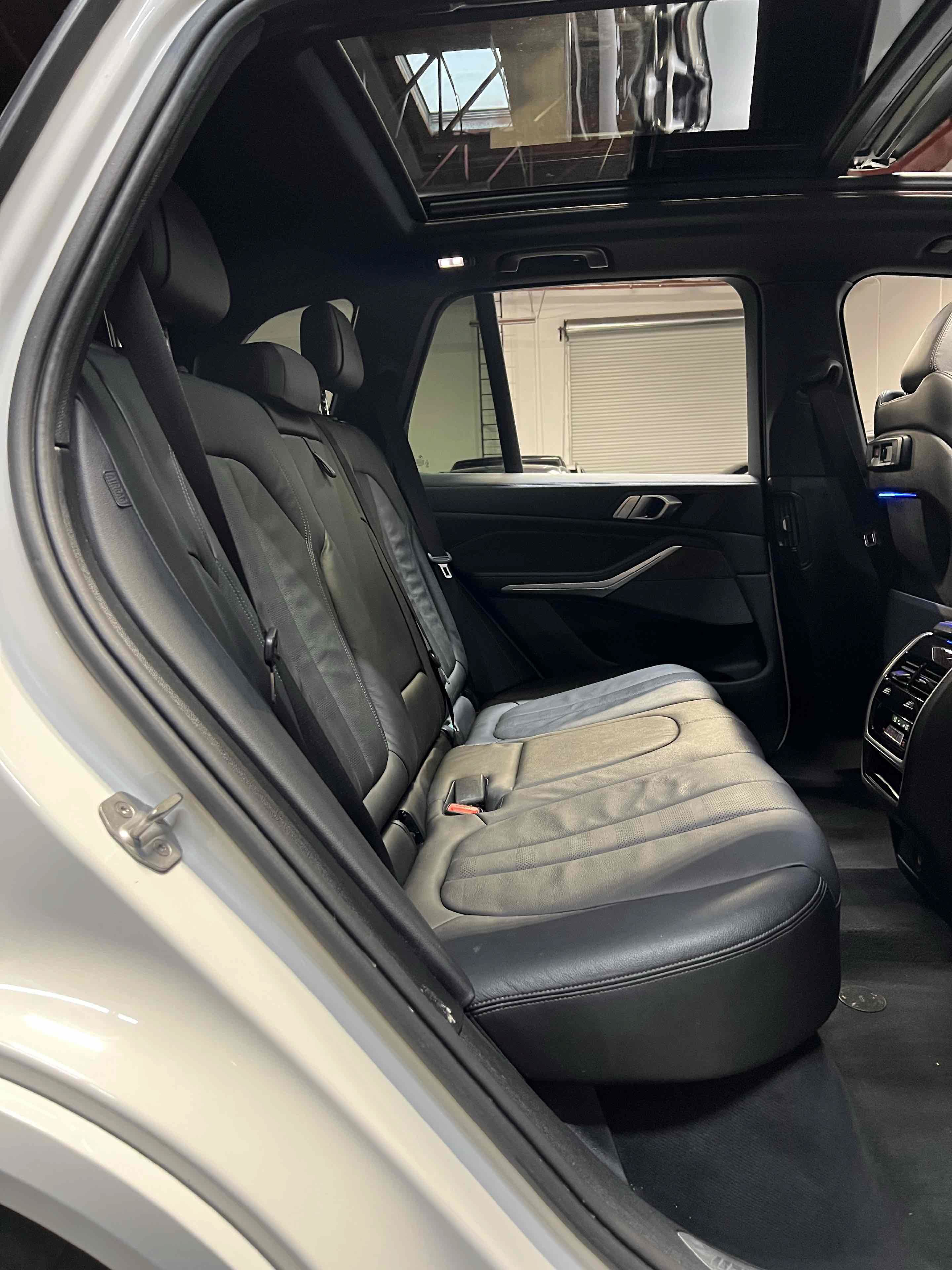 Used 2020 BMW X5 sDrive40i w/ M Sport Package RWD image 54
