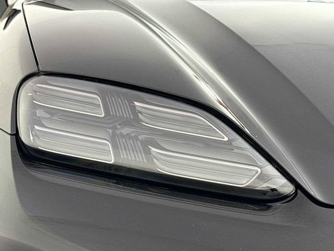 New 2025 Porsche Macan Turbo Electric image 28